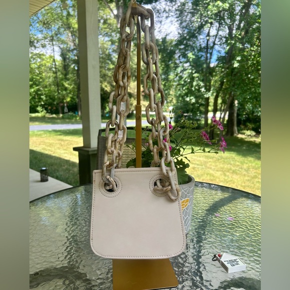 Authentic Studio 33-mini tote with
Marbled chain strap-Vegan leather in Ivory - Picture 5 of 9